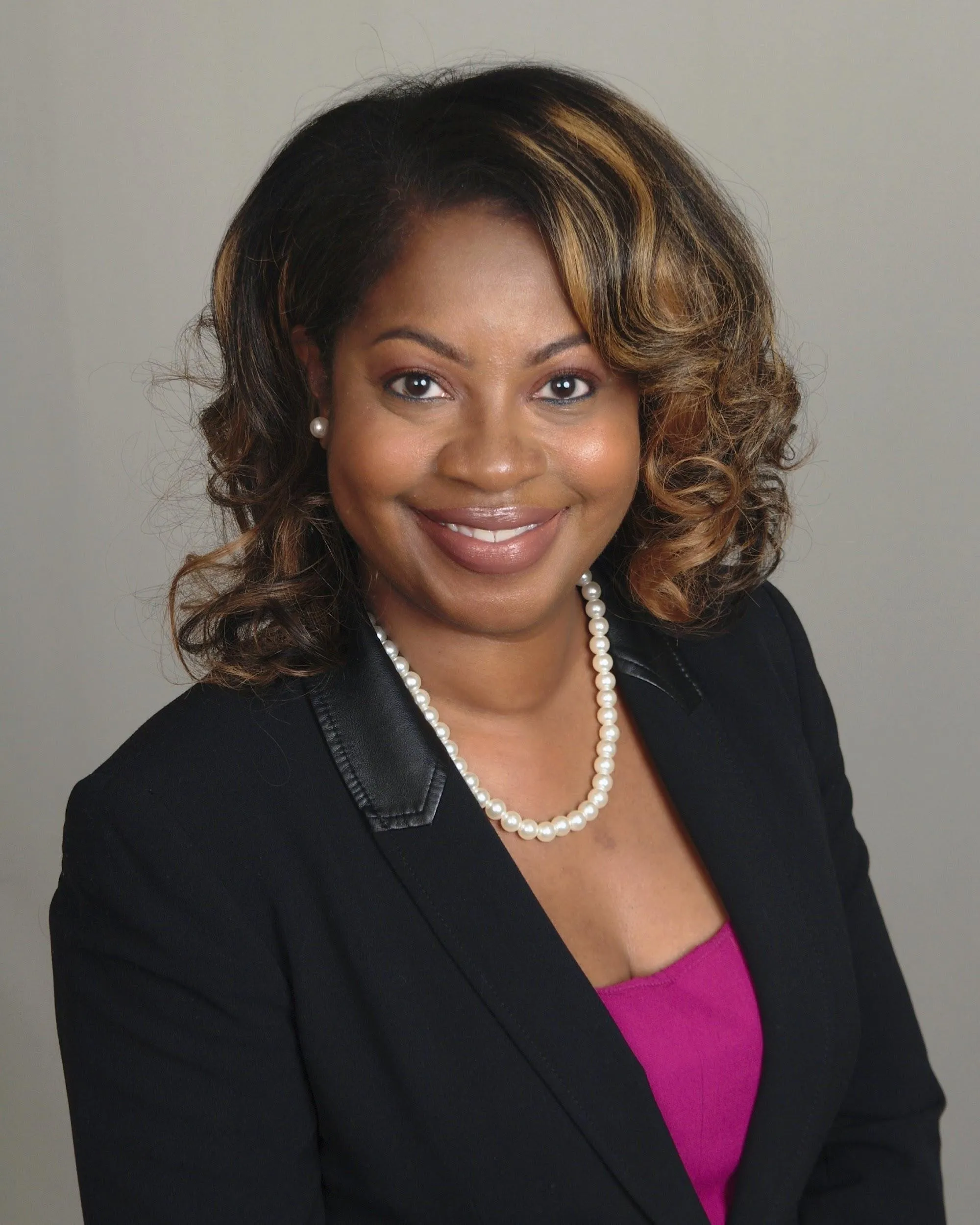 Akisha - Strategic Leadership: Navigating the Now