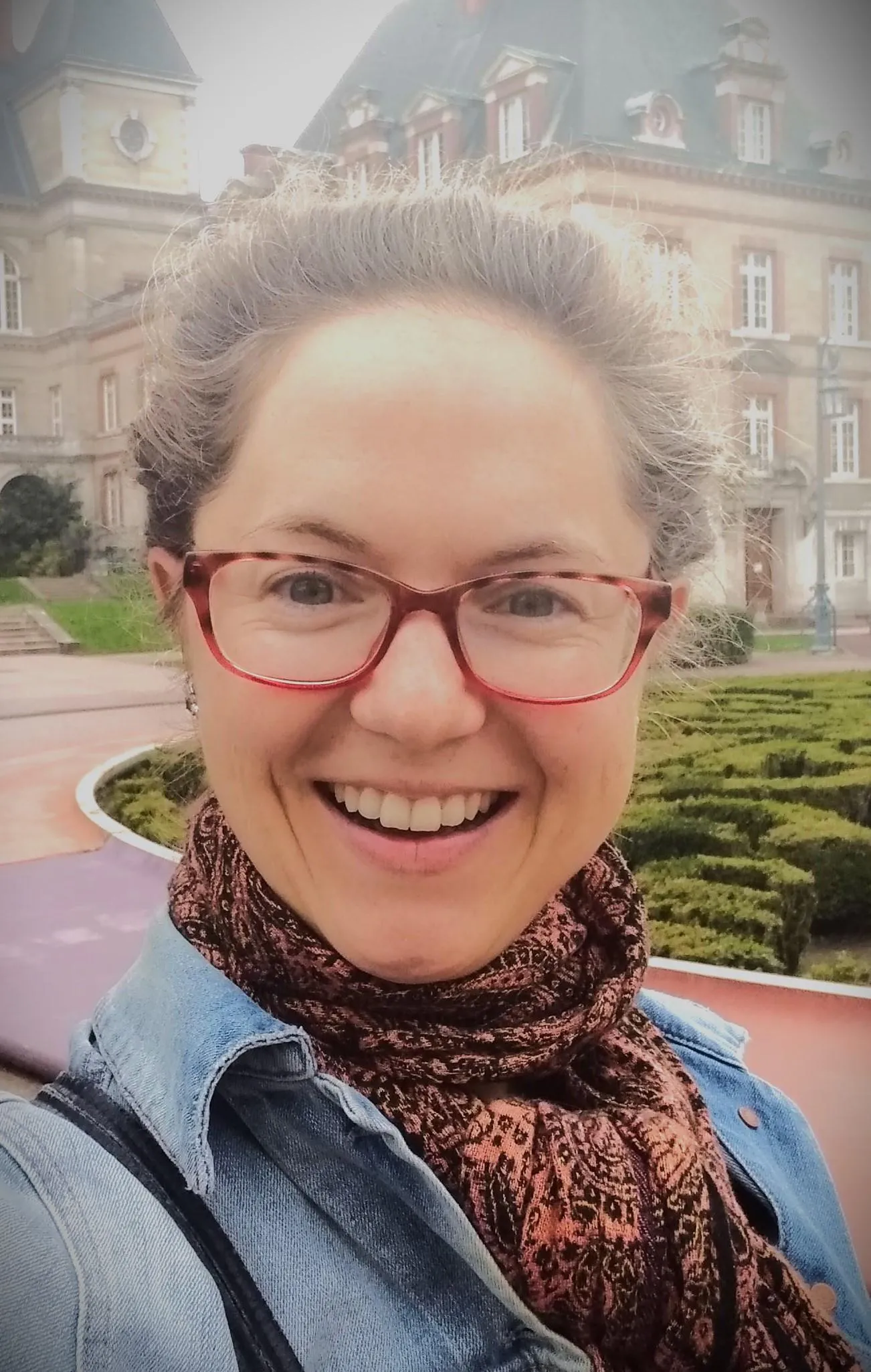 Hannah - Strategic Leadership: Navigating the Now